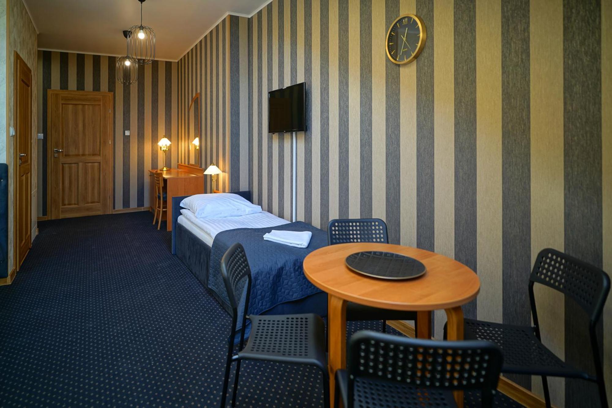 Chrzanów Apartments Alkantara מראה חיצוני תמונה